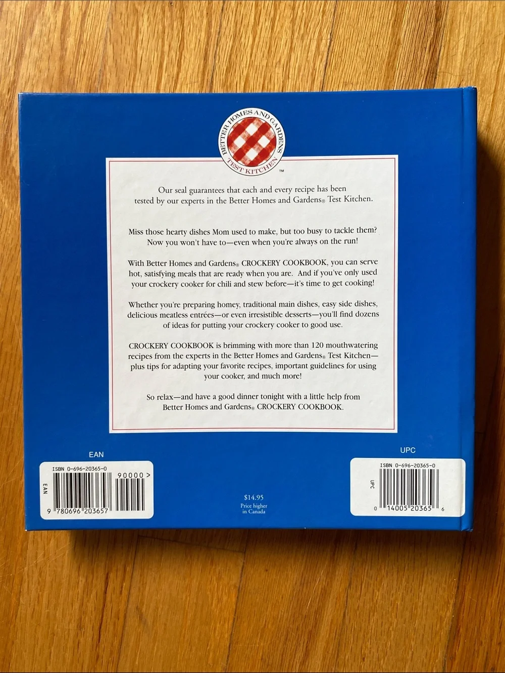 Better Homes And Gardens Crockery Cookbook - Blue and Red Cover